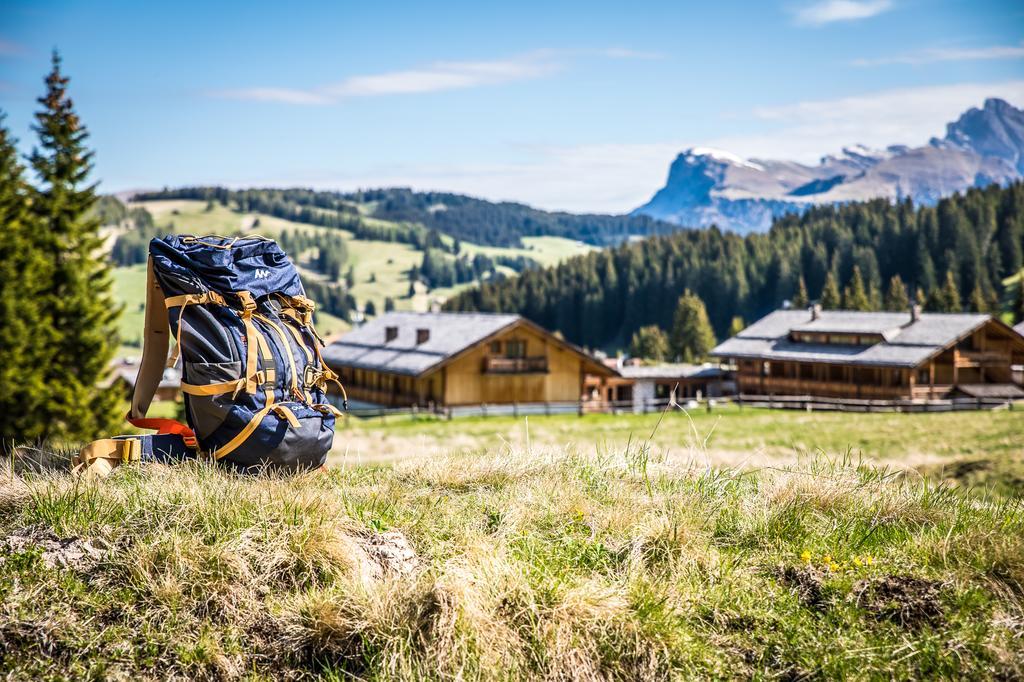 Tirler - Dolomites Living Hotel Seiser Alm Exterior foto